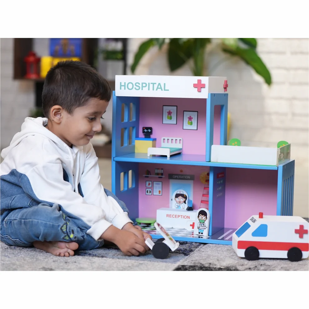 Chanak Wooden Hospital Set